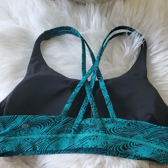 Lululemon Athletica Turquoise Patterned Sports Bra - Picture 6 of 8